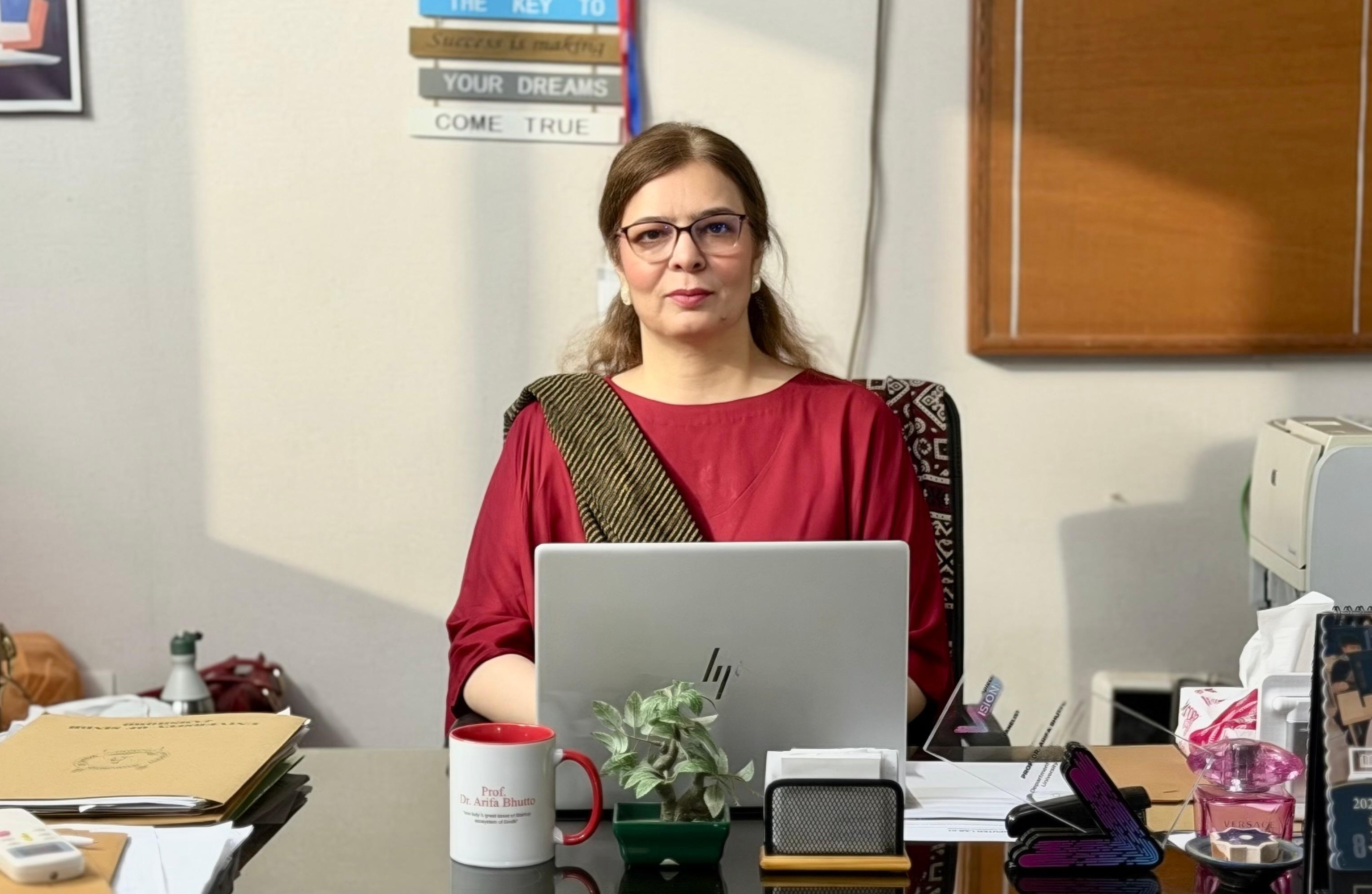 Prof. Dr. Arifa Bhutto